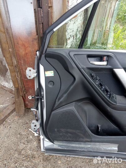 Дверь Субару Форестер SJ 2014