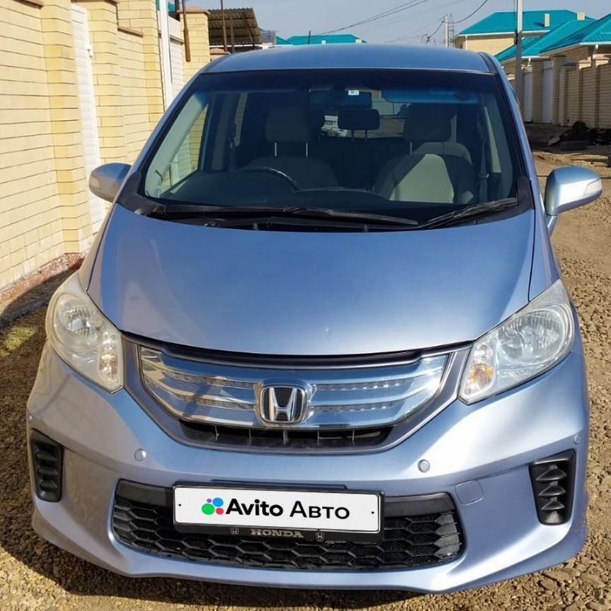 Купить Honda Freed, гибрид от 990 000 ₽ в Краснодарском