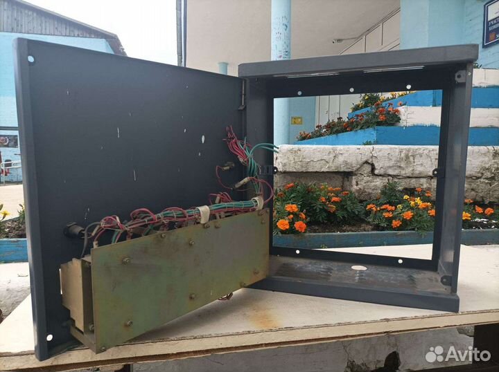 Ящик металлический