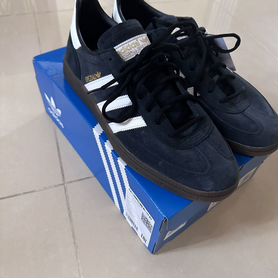 Кроссовки adidas spezial