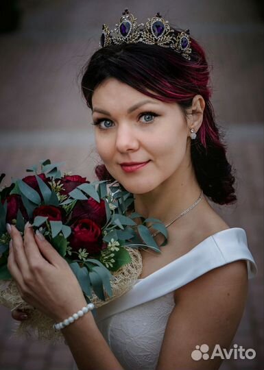 Корона, диадема металлическая с фиолетовыми крист