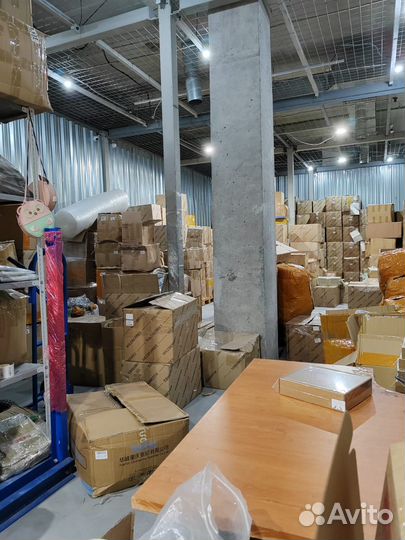 Работник склада