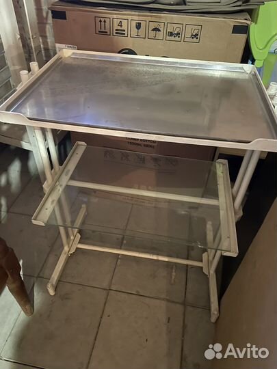 Стол для косметолога