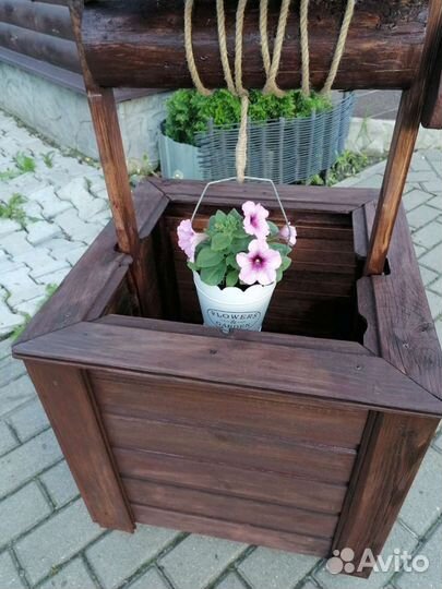 Колодец деревянный