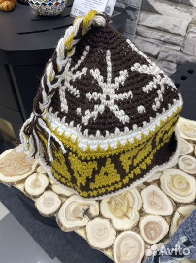 Вязаная шапка для бани