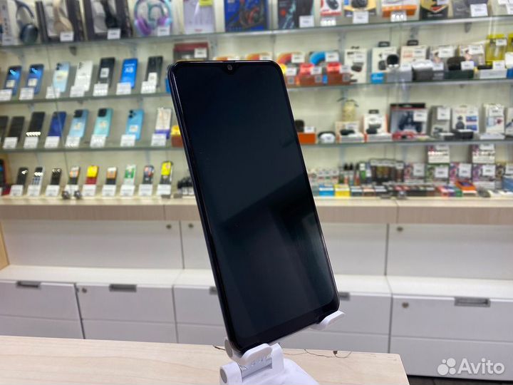 Смартфон Samsung Galaxy A50 4/128Gb