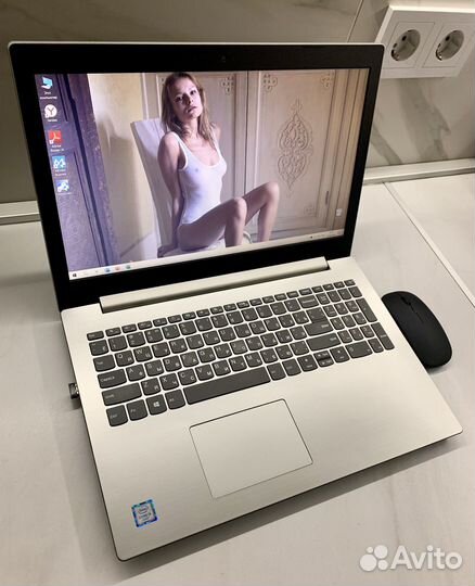 Full HD/ Intel Core i3-6006/ 8GB DDR4/ SSD 256GB