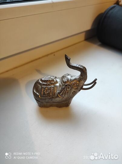 Индийская статуэтка, яйцо змеевик, слон серебро