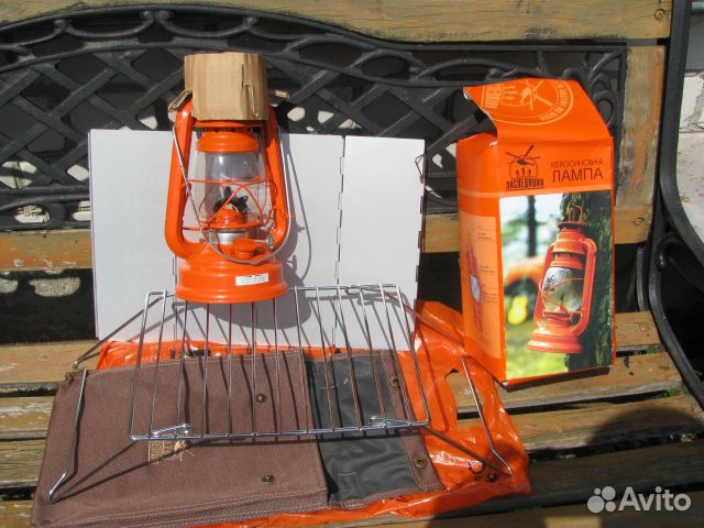 Набор для костра и лампа керосиновая
