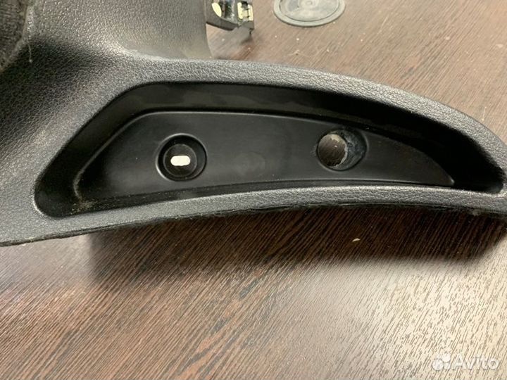 Обшивка багажника левая Bmw X6M E71 S63B44A 2009