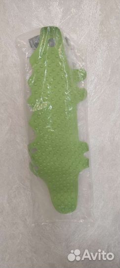 Противоскользящий коврик в ванну