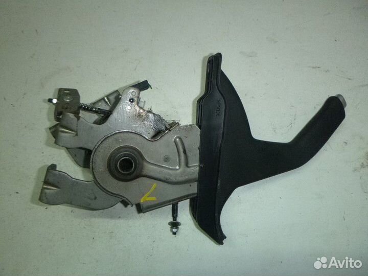 Рычаг стояночного тормоза KIA sportage 2010