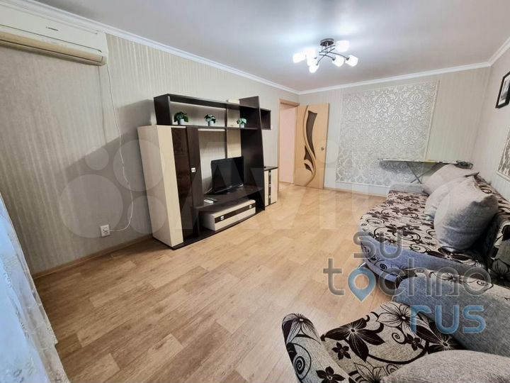 2-к. квартира, 71 м², 1/10 эт.