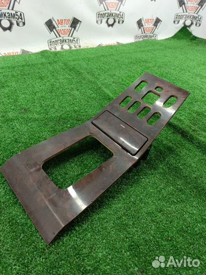 Накладка консоли передней панели Mercedes-Benz