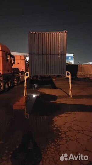 Опоры для установки морских контейнеров
