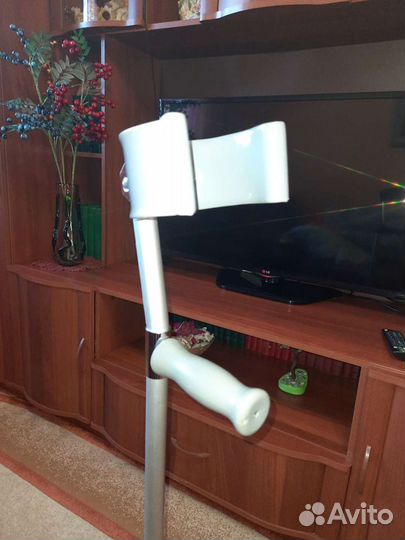 Костыль локтевой