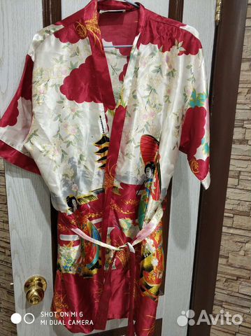 Халат шелковый женский