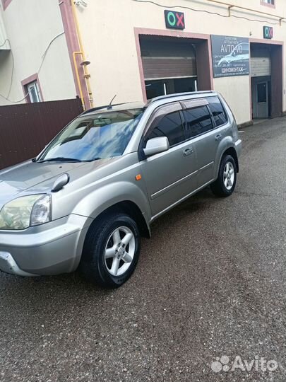 Nissan X-Trail 2.0 AT, 2001, 250 000 км