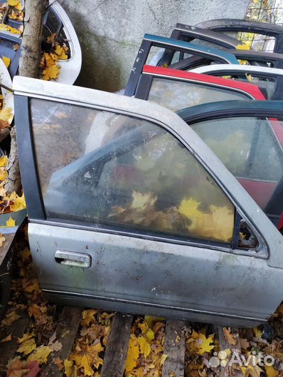 Передняя правая дверь Hyundai sonata 1