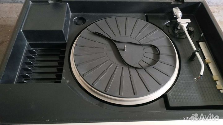 Музыкальный центр с винилом Sony hmk-3000