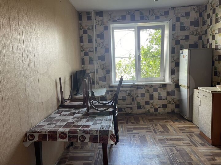 5-к. квартира, 96 м², 1/5 эт.