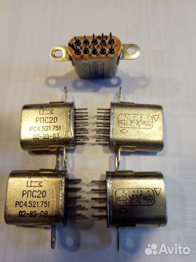 Микросхемы и другие советские радиодетали