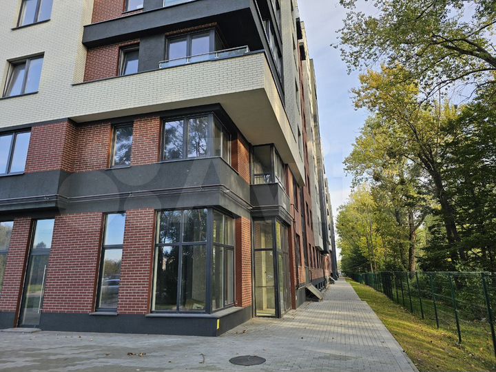 1-к. квартира, 52,4 м², 1/9 эт.