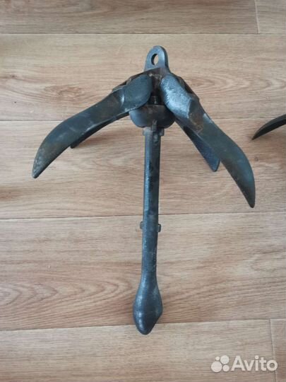 Якорь для лодки