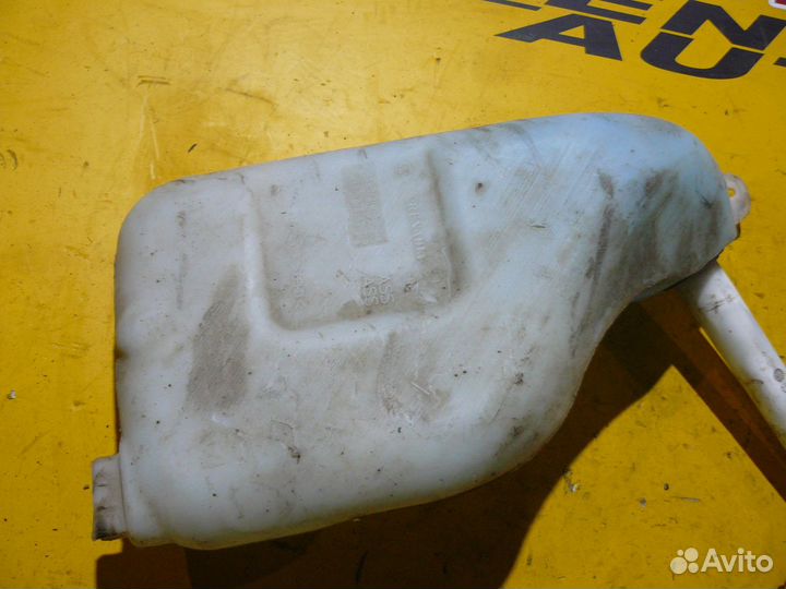 Бачок омывателя для Renault Fluence 2012г