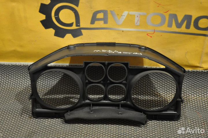 Консоль панели приборов mitsubishi pajero V78W