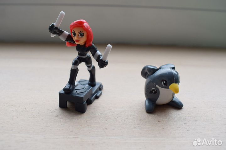 Киндер сюрприз Холодное сердце и Марвел