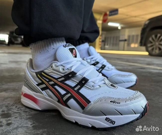 Кроссовки asics gel 1090