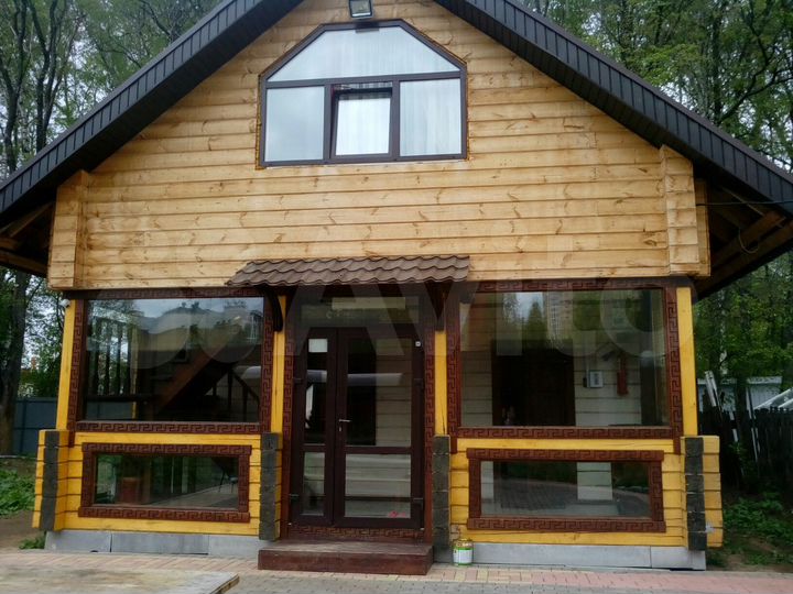 Коттедж 180 м² на участке 6 сот.