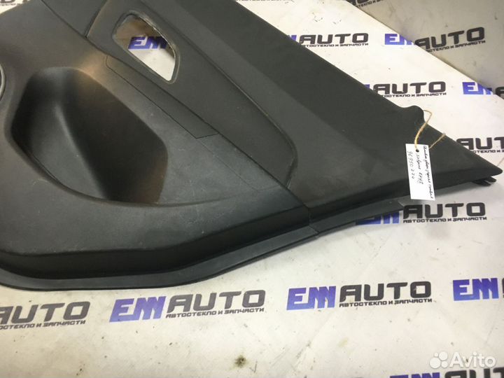 Обшивка двери задней правой Шевроле Круз