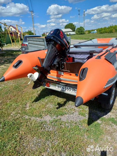 Моторная лодка