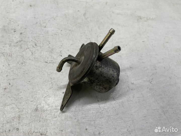 Клапан для Volkswagen Golf 2