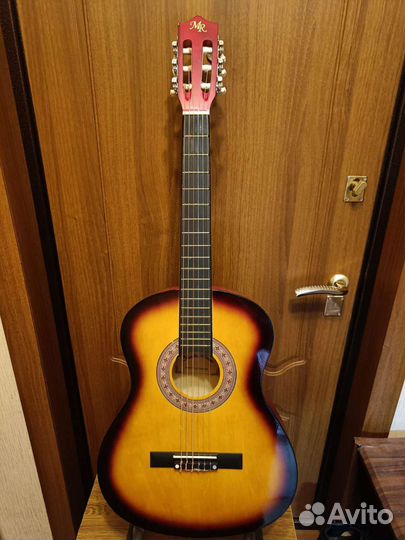 Классическая гитара Martin Romas