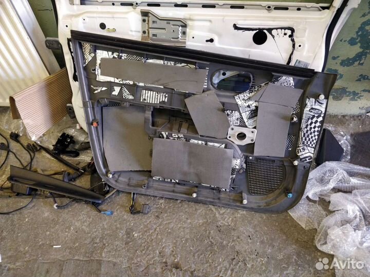 Двери на Ниссан AD