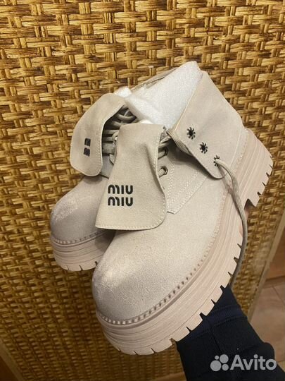 Ботинки женские