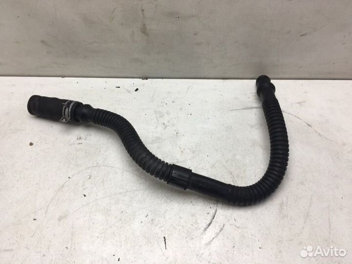 Патрубок воздушный Toyota Tundra 4.6 2012