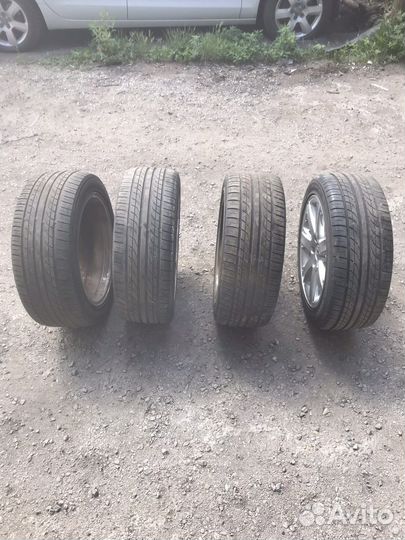 Yokohama DNA Ecos ES300 235/45 R17 93W