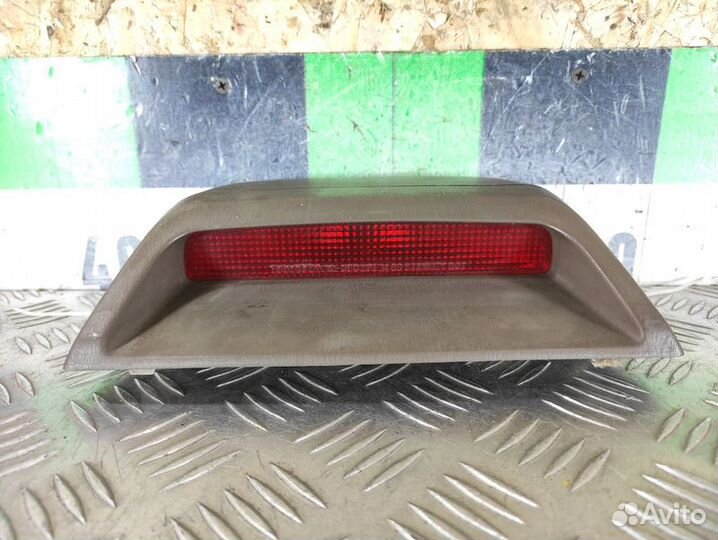 Фонарь задний стоп сигнал Toyota Camry v10