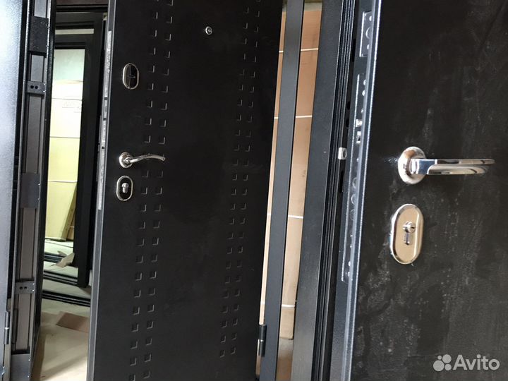 Стальная дверь бу