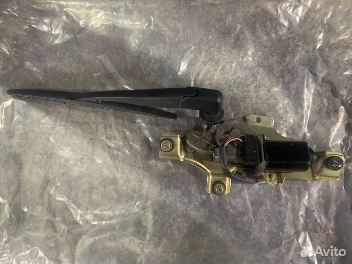 Задний моторчик дворников в сборе Lifan X60