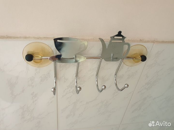 Кухонная вешалка