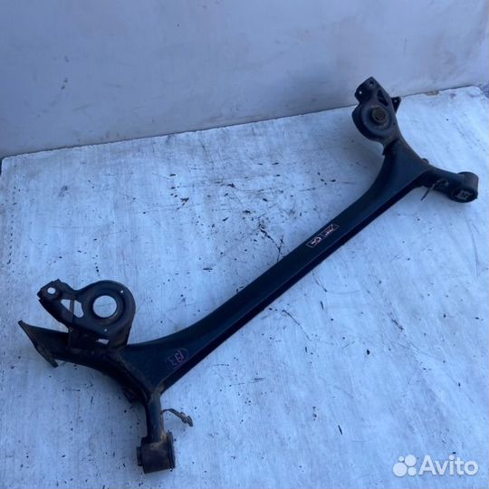 Балка задняя Peugeot 308 T7 EP6