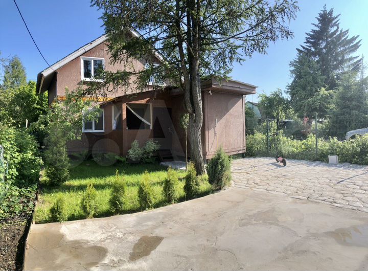 Дом 100 м² на участке 2 сот.