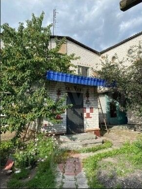 Дом 217 м² на участке 2 сот.