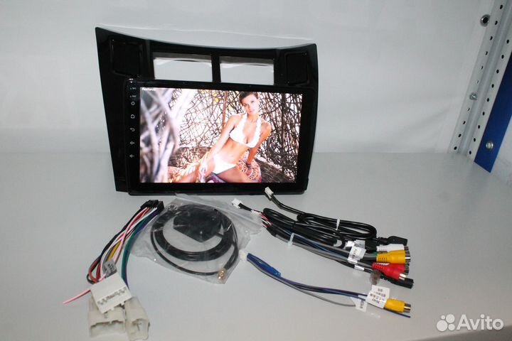 Штатная магнитола Toyota Yaris