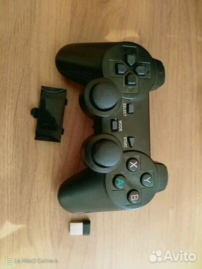 Игровая консоль